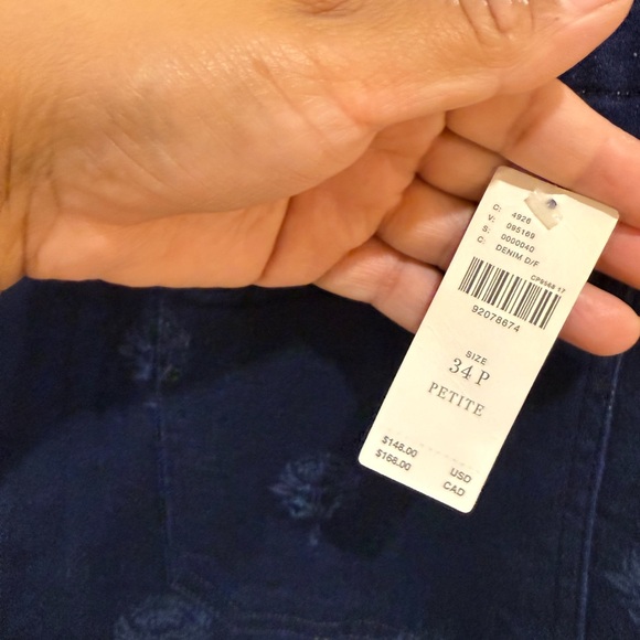 Anthropologie Colette Cropped Denim Jeans with Flower Print Size 34P NWT - Picture 2 of 2